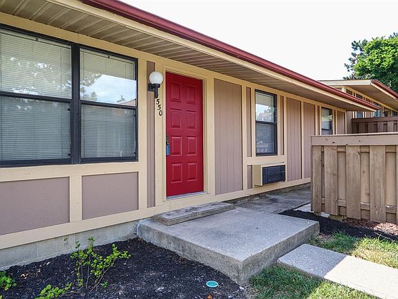 2nd image of 9550 Olde Woods Dr #5