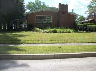 223 N Mercer St, New Wilmington, PA 16142