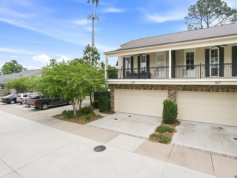 421 Saint Thomas Ln — Photo 20