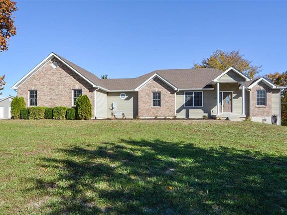 5th image of 510 Quiet Country Ln