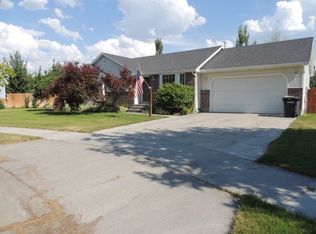 3805 S Hidden Hvn, Ammon, ID 83406