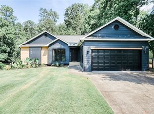 746 Maplelake Dr, Acworth, GA 30101