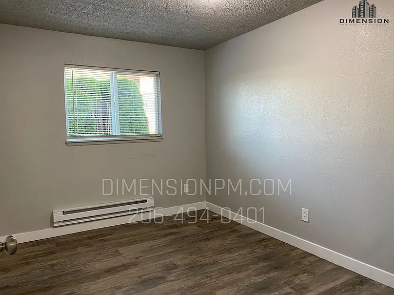 Centrally Located Apartments in Burien! — Photo 12