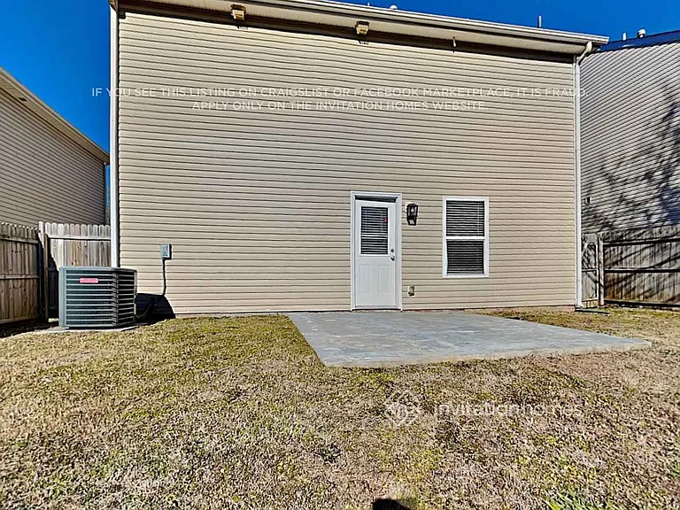 3926 Damask Dr — Photo 17