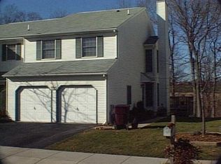 215 Jonathan Dr, North Wales, PA 19454