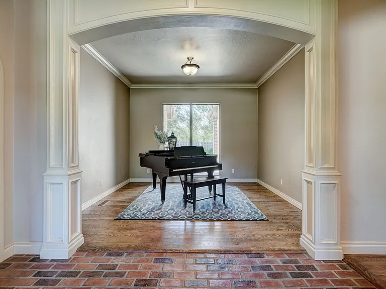 3116 Beacon Hill St — Photo 7