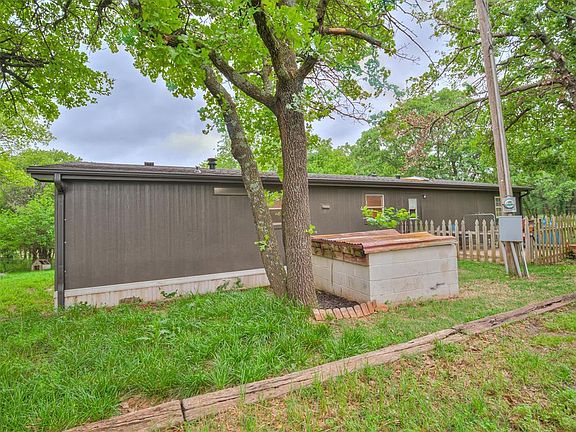 3rd image of 11651 SE 157th St