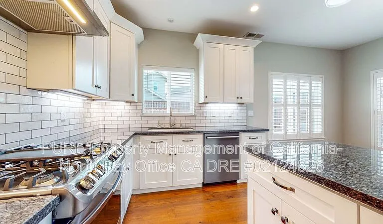 1949 San Salvador Dr — Photo 15