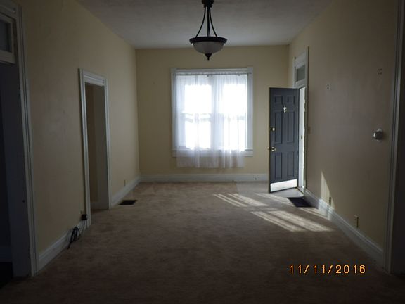 5th image of 14413 W Main St