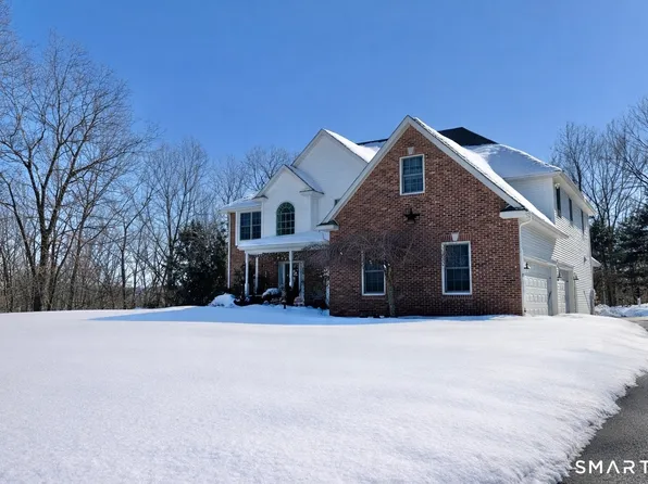 45 North Gate Road, Woodbury, CT 06798