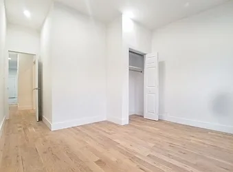 Rented by Next Door Realty NYC