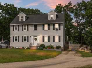 24 Greenhill Farm Rd UNIT 24, Haverhill, MA 01832