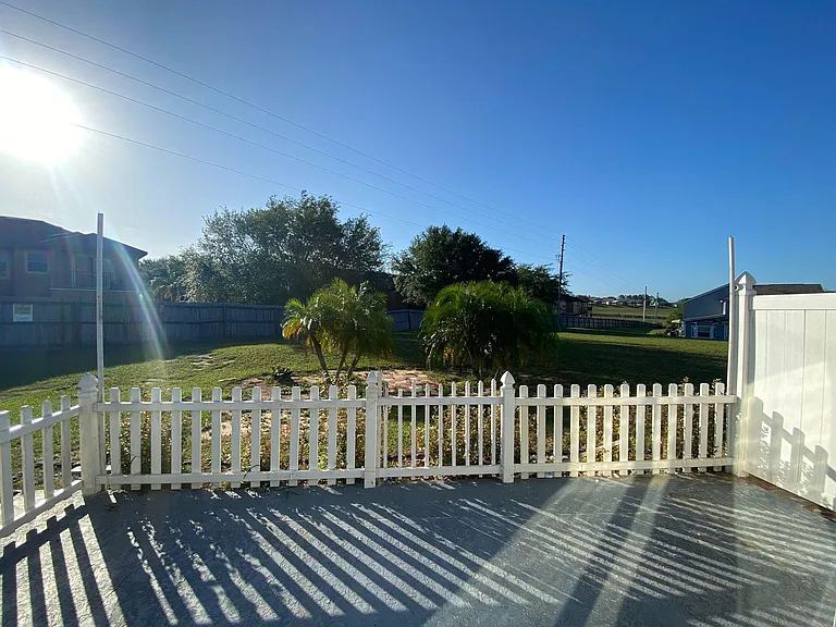 677 Orchid Dr #A — Photo 15