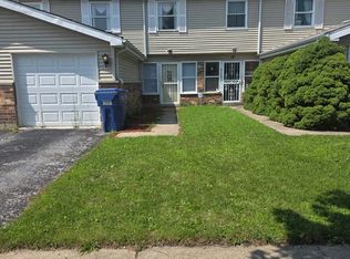 2620 E Martha Pl, Burnham, IL 60633