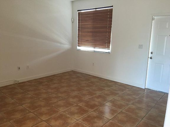 5th image of 7361 NW 174th Ter #00