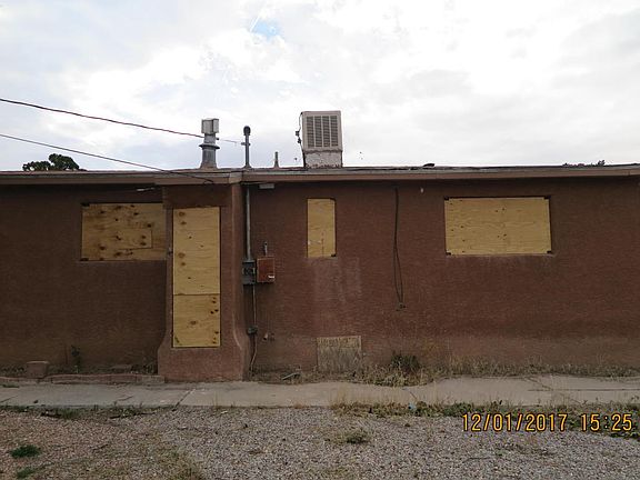 2nd image of 410 Espanola St NE