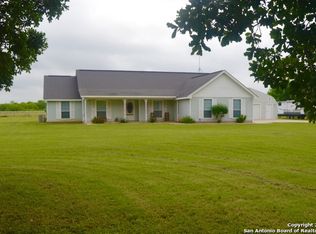 1456 County Road 6712, Lytle, TX 78052