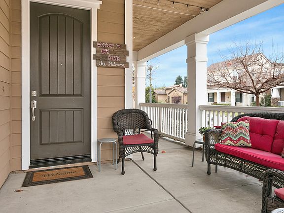 8120 Onyx St-003-20-Front Porch-MLS_Size