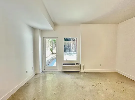 Rented by Compass | media 3