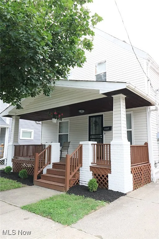 3537 W 48th St photo 1