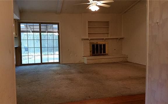 3rd image of 518 Yorktown Dr