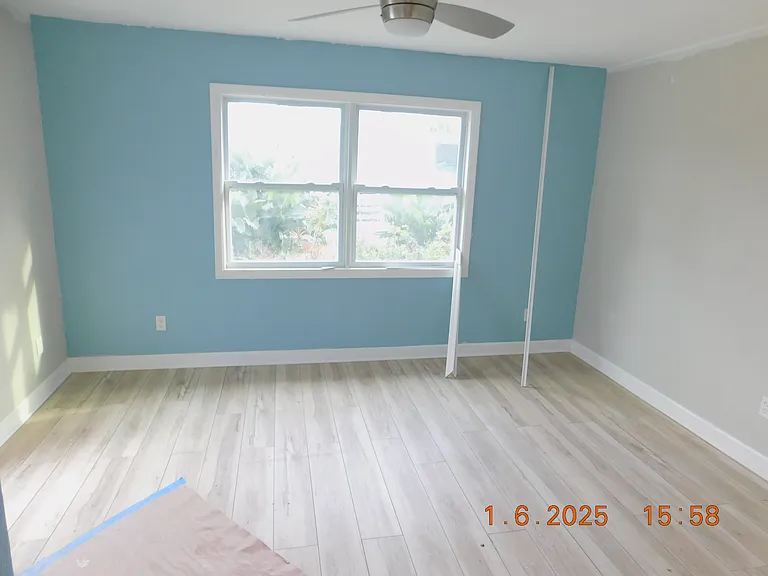 313 Surf St — Photo 16