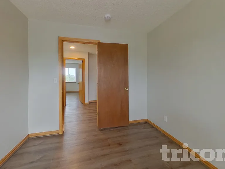 18659 E Hamilton Dr — Photo 10