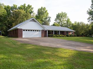 902 Cedarbrook Dr, Oxford, MS 38655