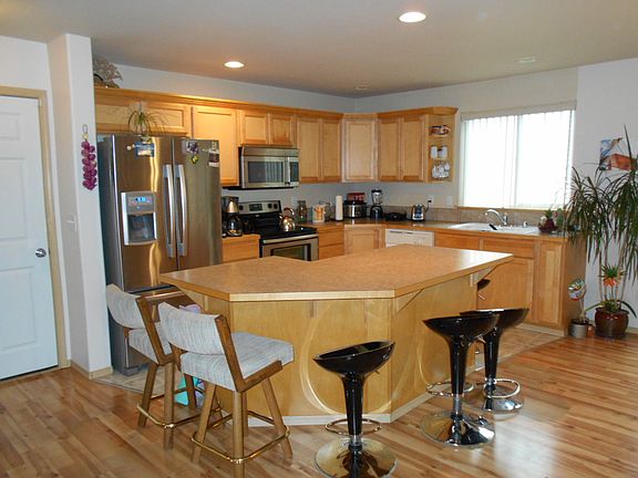 4th image of 4312 147th St SW