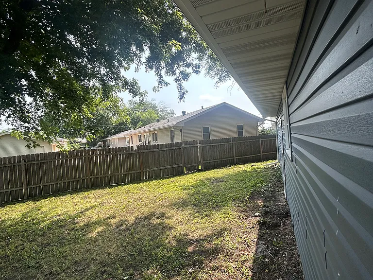 1205 SE Belmont Dr — Photo 23