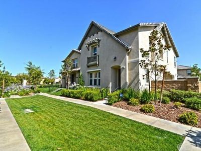 7039 Village Dr, Corona, CA, 92880