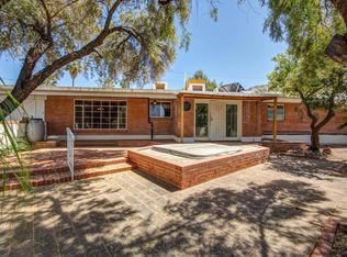 7330 N Yucca Via, Tucson, AZ 85704