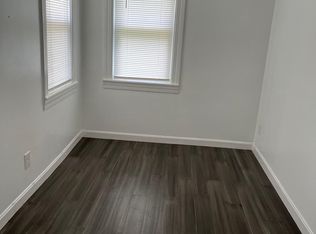 348 Nooseneck Hill Rd, Exeter, RI 02822