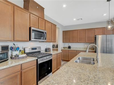 6322 Highledge St, North Las Vegas, NV, 89081