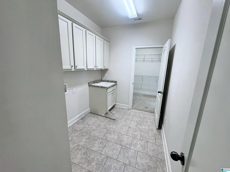 4872 Heritage Hills Way — Photo 16
