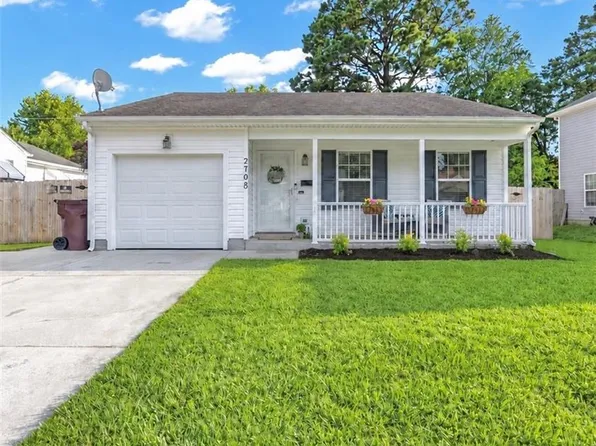 2708 Omar St, Chesapeake, VA 23324