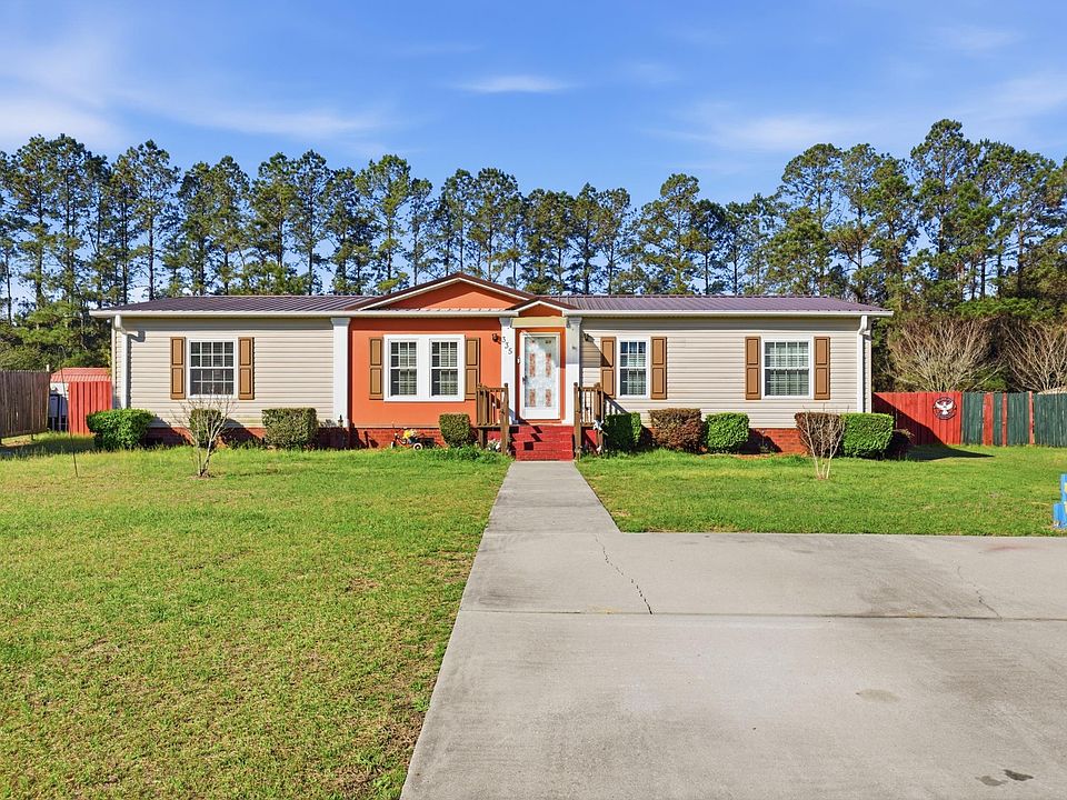 1st image of 335 Bright Leaf Rd.