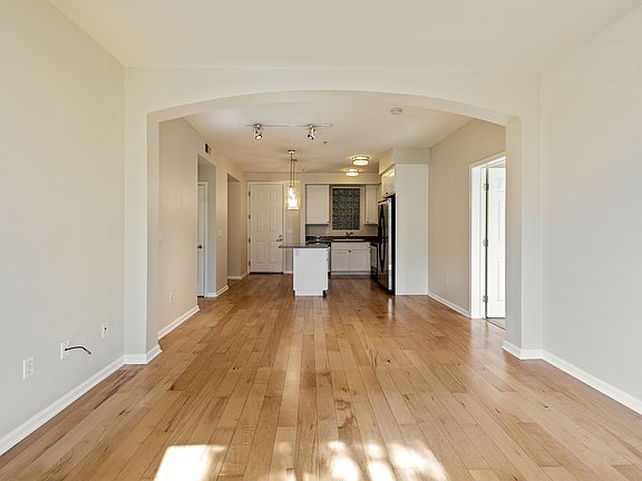 5th image of 800 N 8th St Unit 213