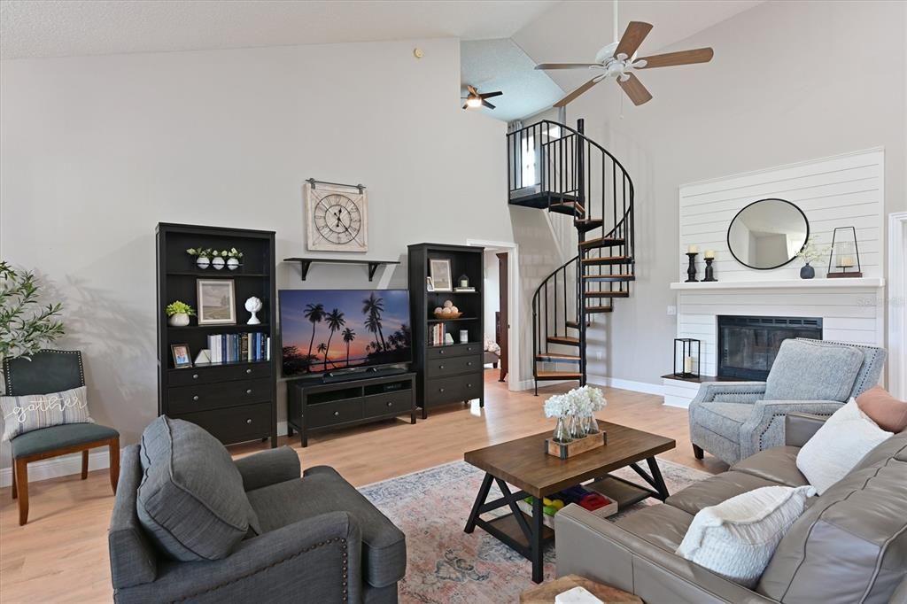 305 Mill Run E, Bradenton, FL - More