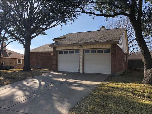 3rd image of 416 Grand Meadow Dr