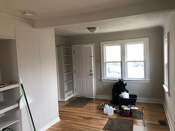 5th image of 341 W Milton Ave