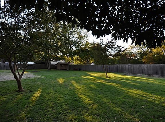 3rd image of 1529 Bella Vista Dr