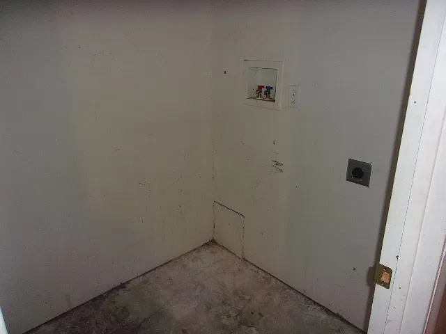 3 bed, $1,545 — Photo 4