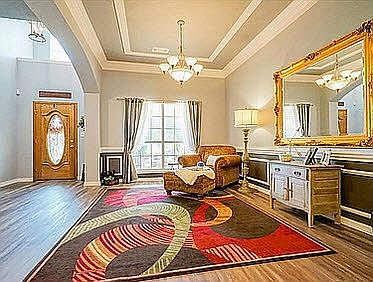 Formal Dining/Sitting Rm