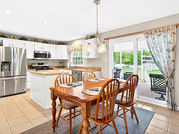 5th image of 1254 Barnstaple Dr