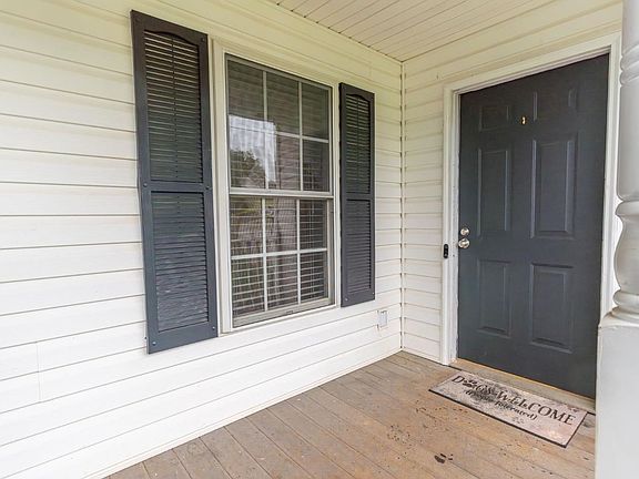 5th image of 121 Willard Way