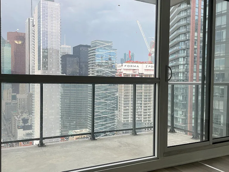 290 Adelaide St W #3509 — Photo 8