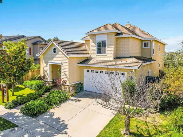 151 Maritime Ter, Hercules, CA 94547