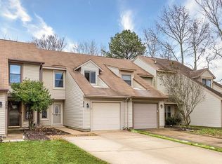 270 Mannings Ln, Virginia Beach, VA 23462