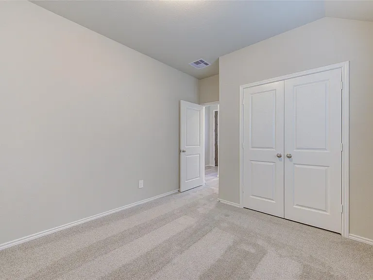 9624 Mount Brewer Ln — Photo 11